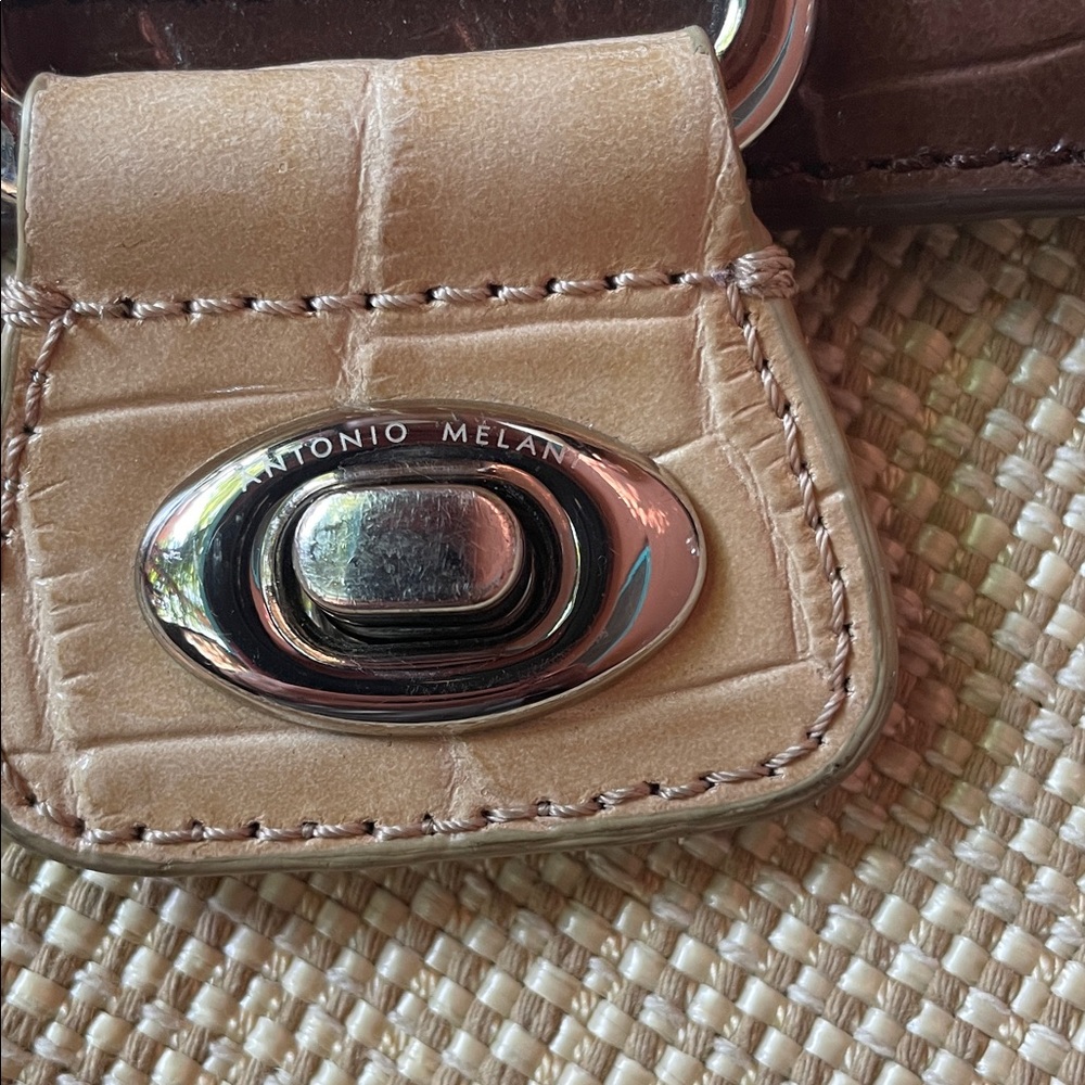 ANTONIO MELANI Woven Straw Brown and Tan Shoulder Bag - Picture 2 of 9